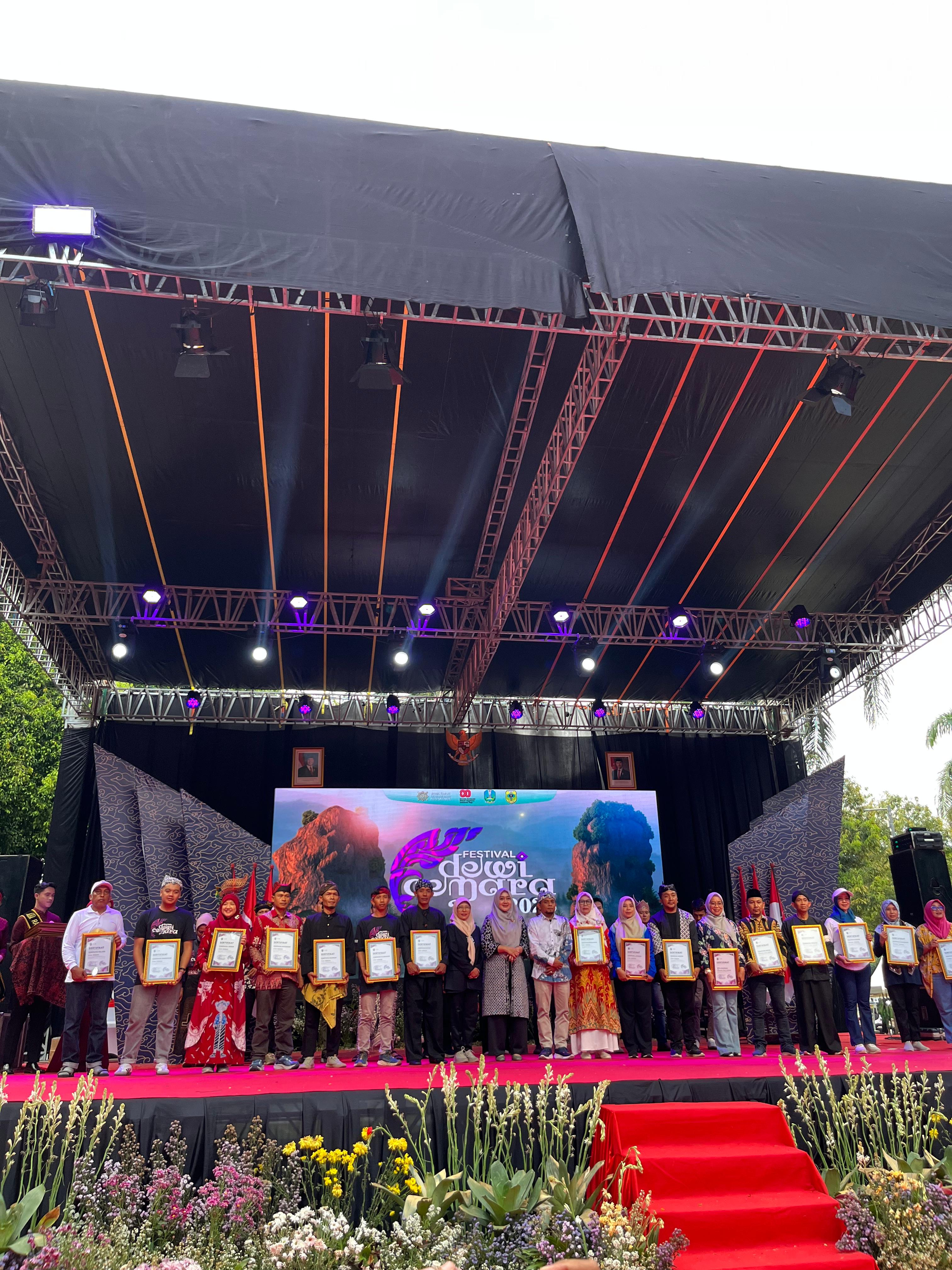 FESTIVAL DEWI CEMARA 2025 ‘‘DESA WISATA BERSIH DAN BERDAYA SAING‘‘ 22 – 24 AGUSTUS 2025 ALUN-ALUN KABUPATEN BONDOWOSO